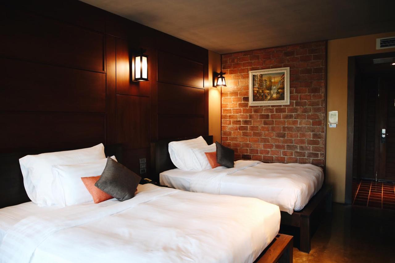 Hotel De L'Amour Sha Plus Prakhon Chai Zewnętrze zdjęcie