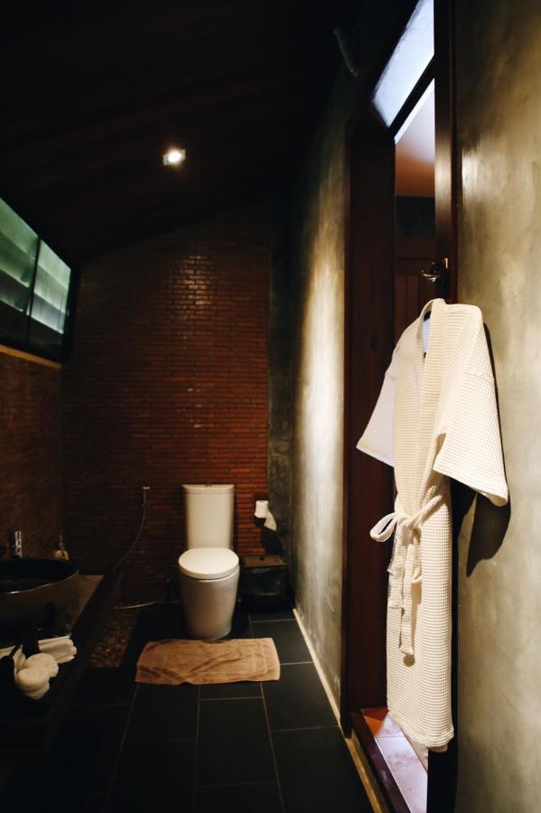 Hotel De L'Amour Sha Plus Prakhon Chai Zewnętrze zdjęcie